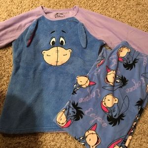 Disney Eeyore Pajama Set, Size Large
